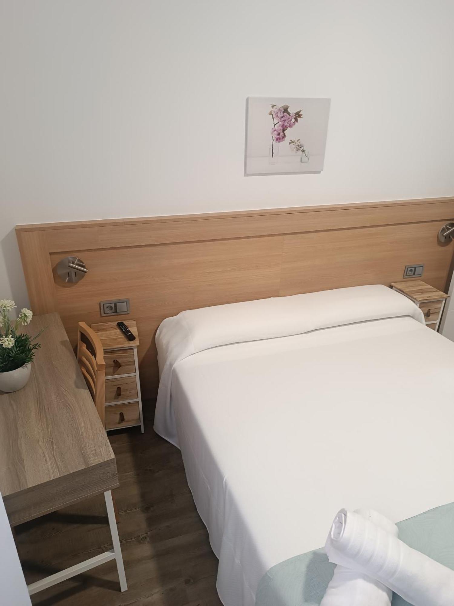 Apartamentosturisticos Avila Puerta Del Alcazar 0-1 المظهر الخارجي الصورة
